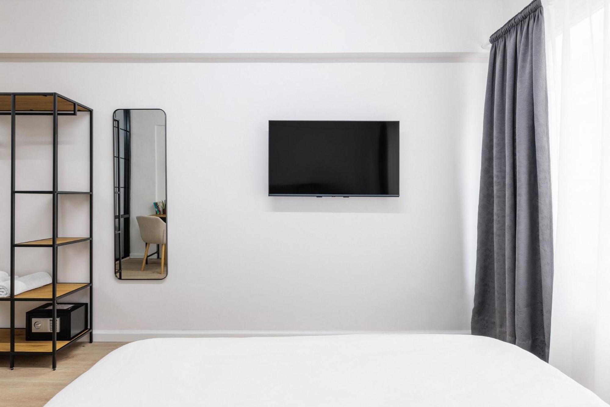 B&M Suites Солун Екстериор снимка